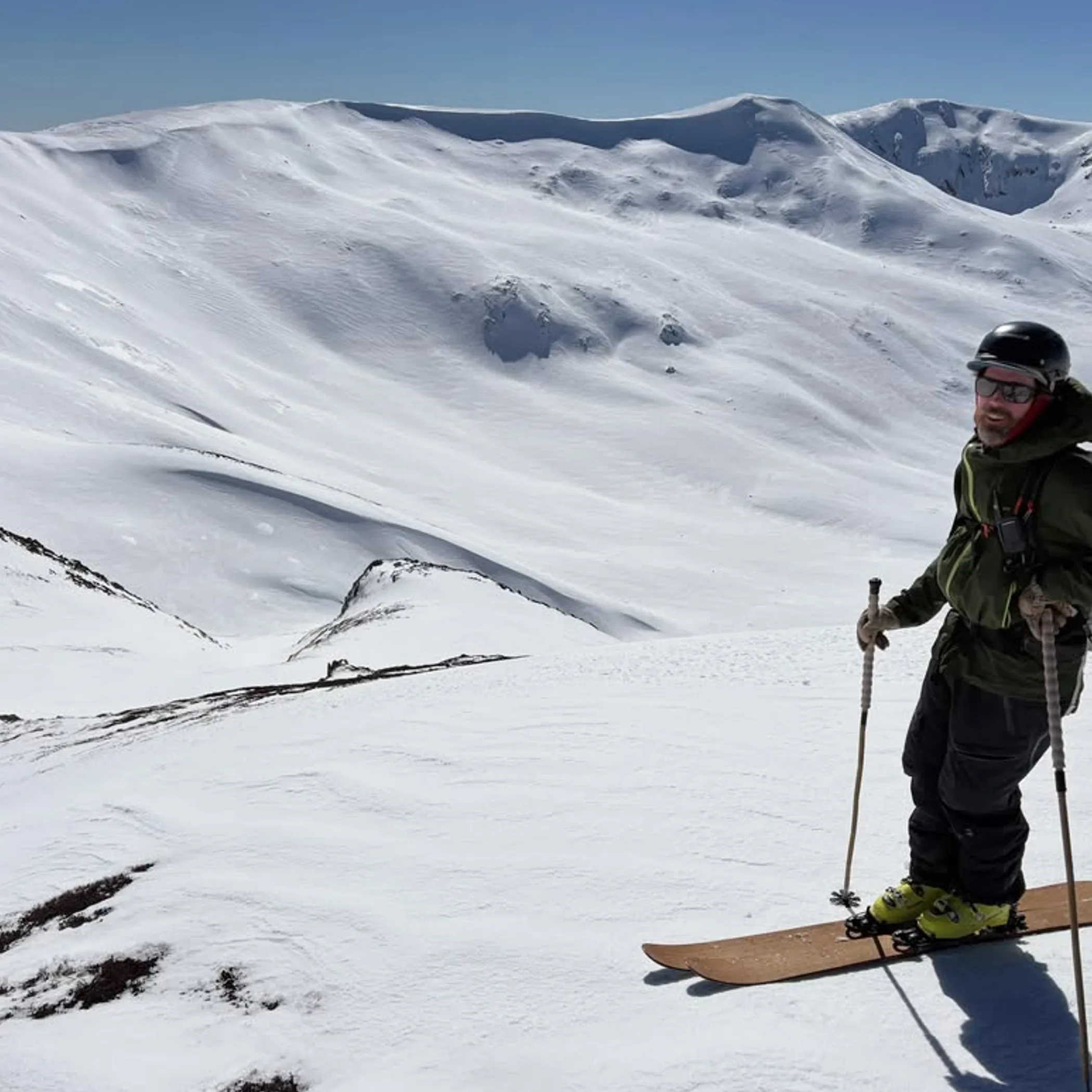skiing in snowy australian alps